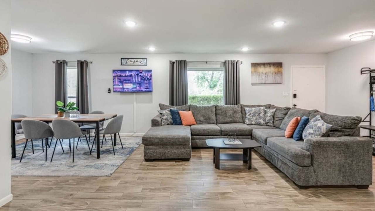 Photo of Livingroom in Wetmore