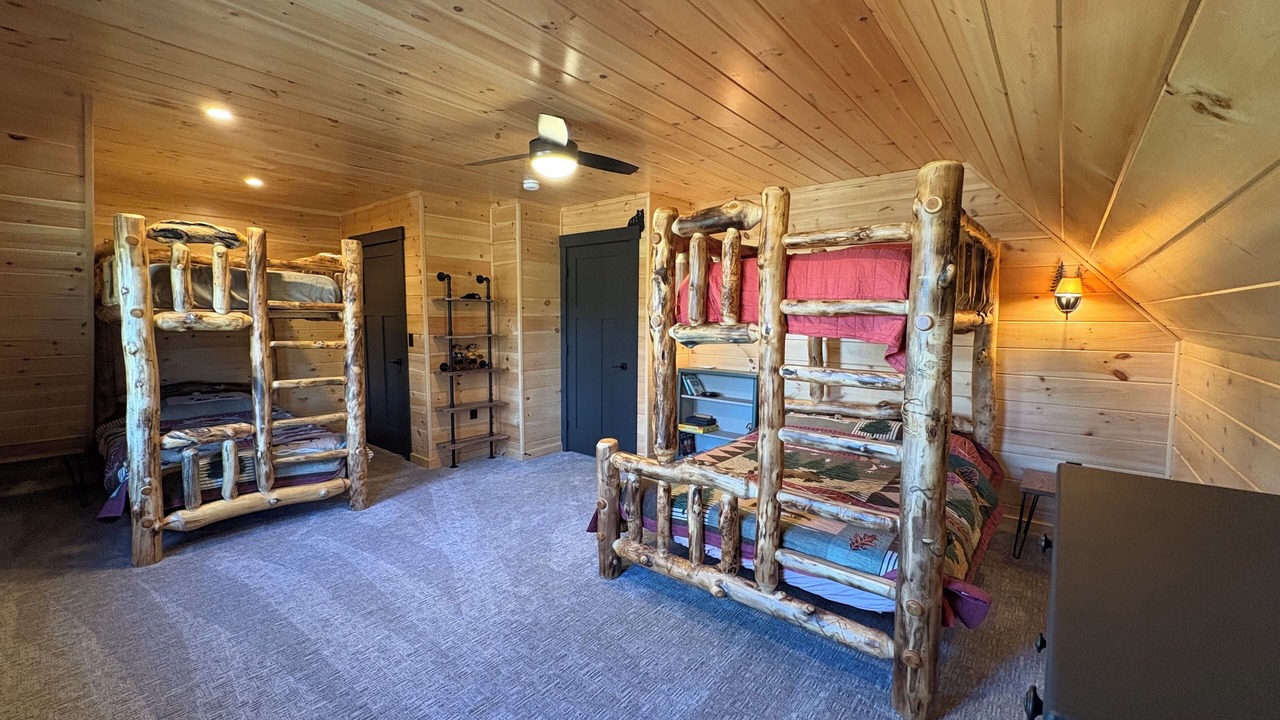 Photo of Bedroom in Rangeley