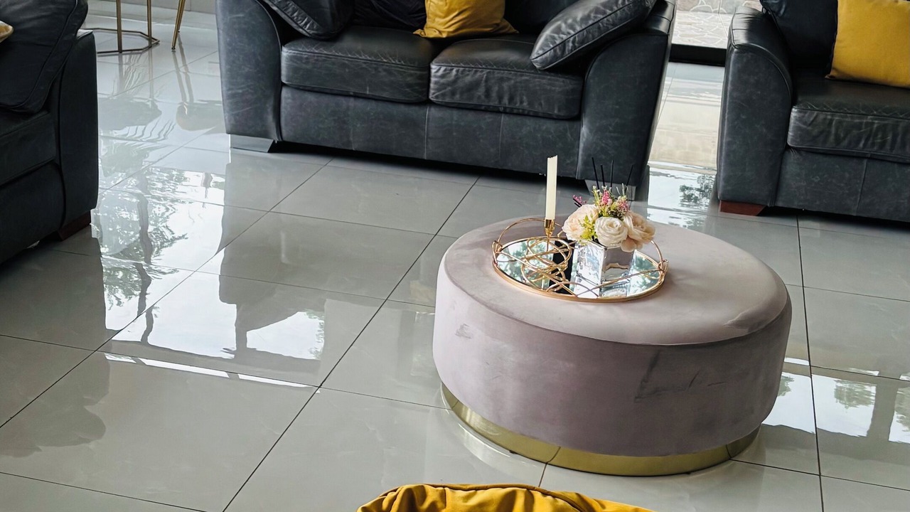 Photo of Livingroom in Harare East
