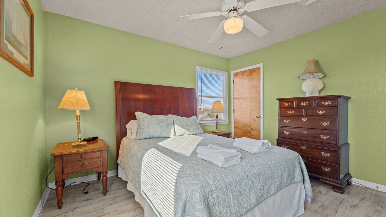 Photo of Bedroom in Corolla
