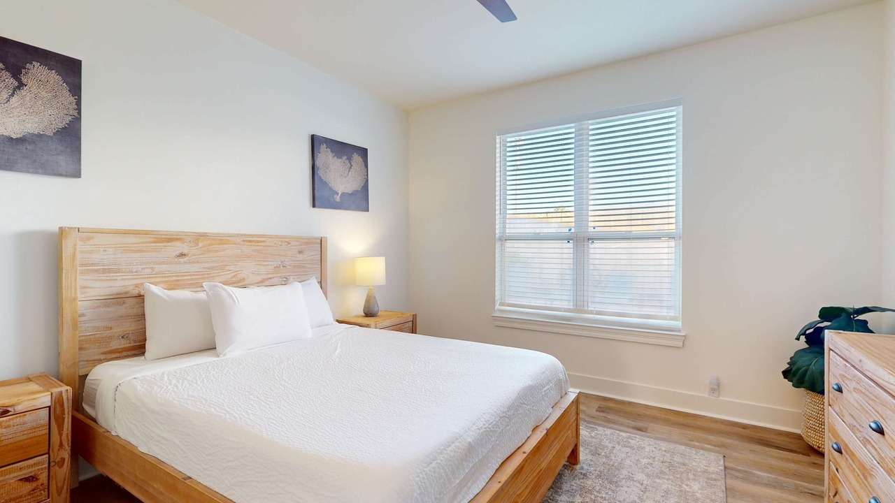 Photo of Bedroom in Avalon Beach Estates