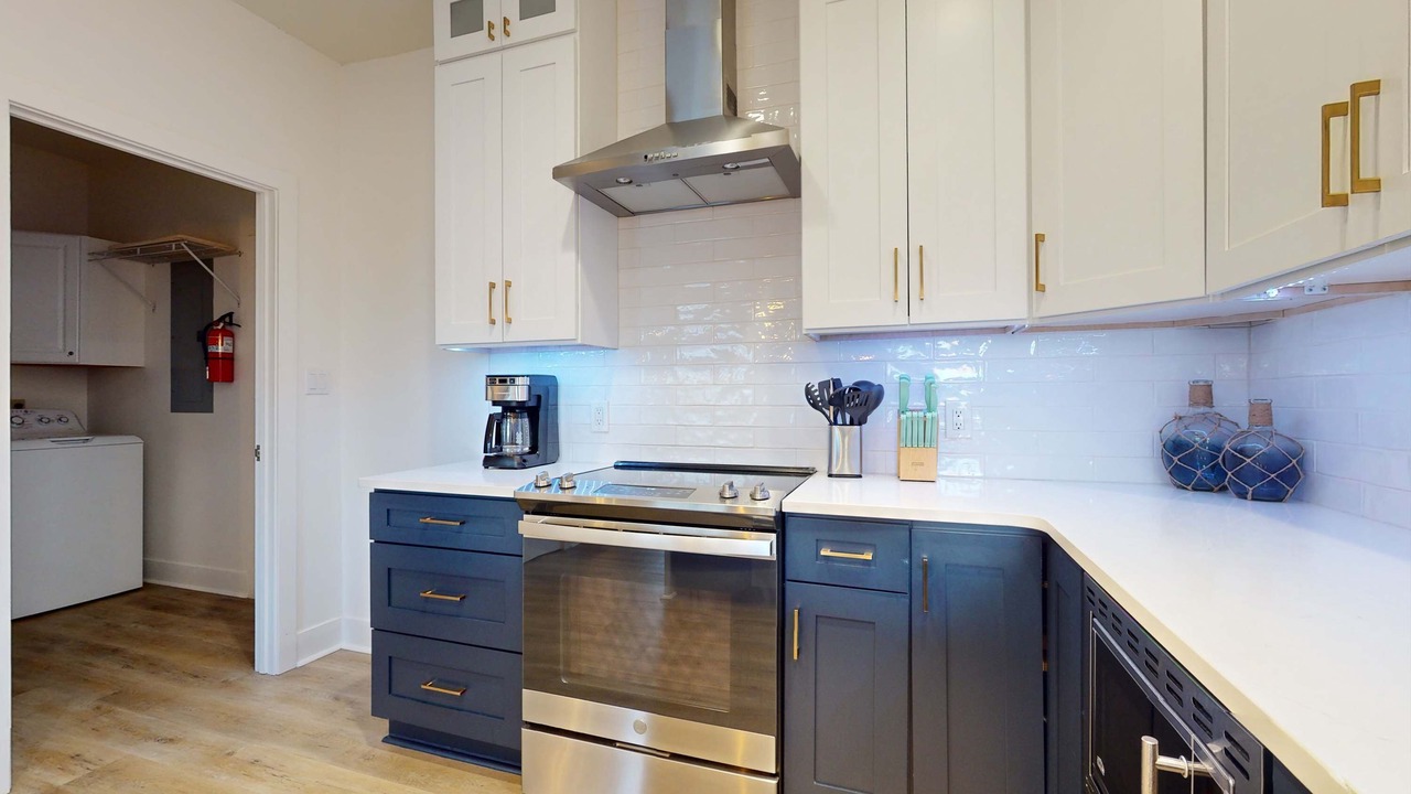 Photo of Kitchen in Avalon Beach Estates