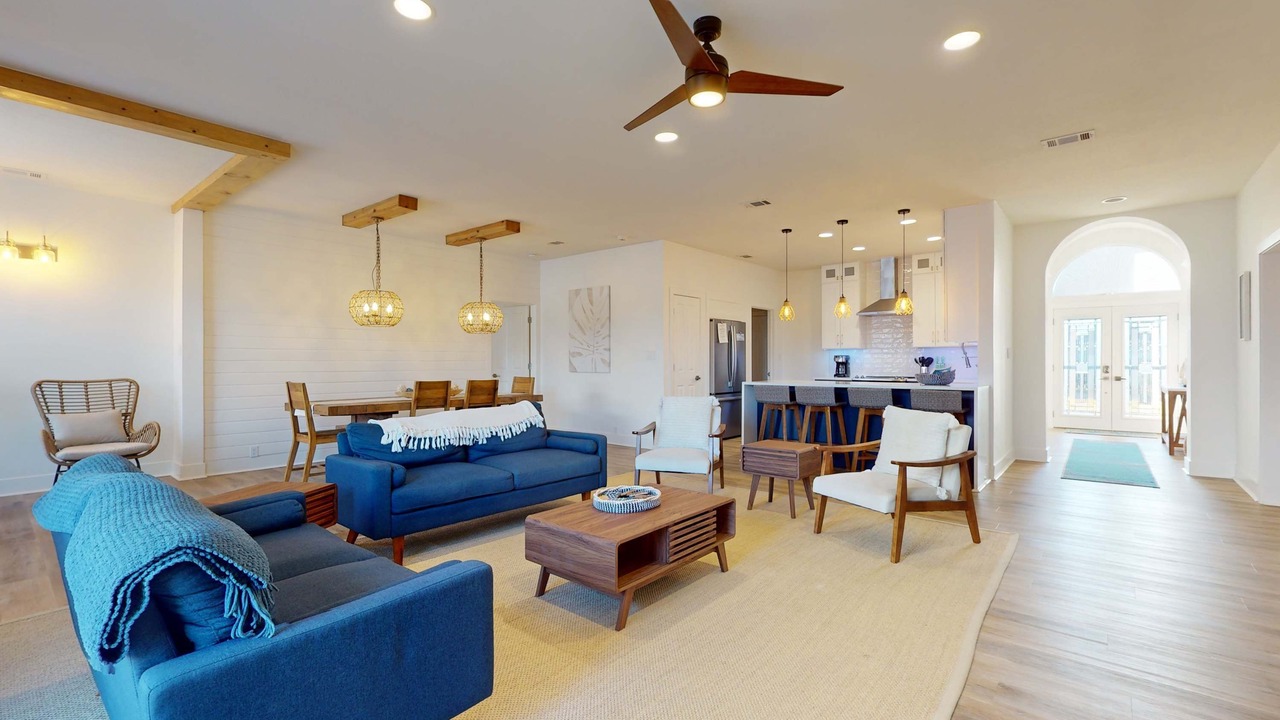 Photo of Livingroom in Avalon Beach Estates
