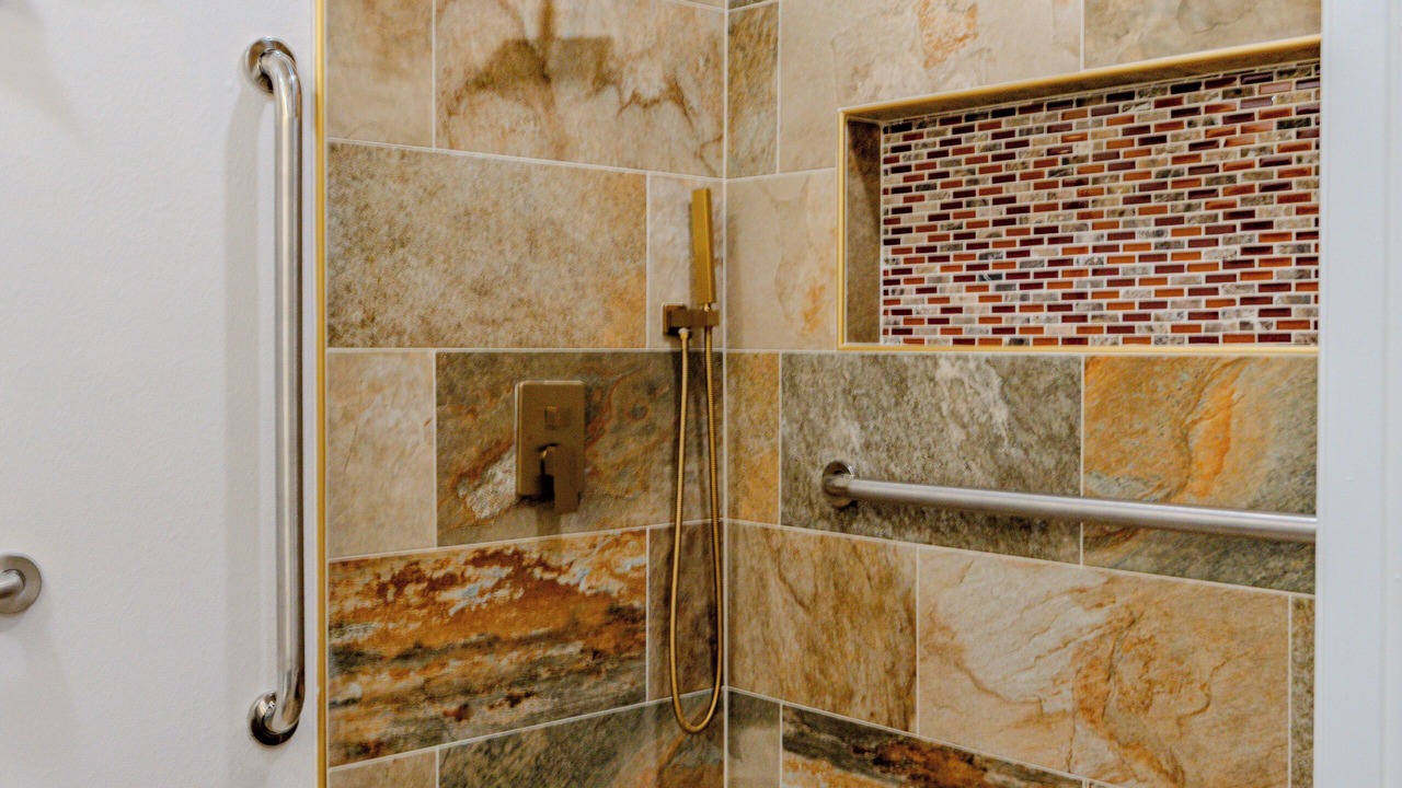 Photo of Bathroom in Richmond Heights