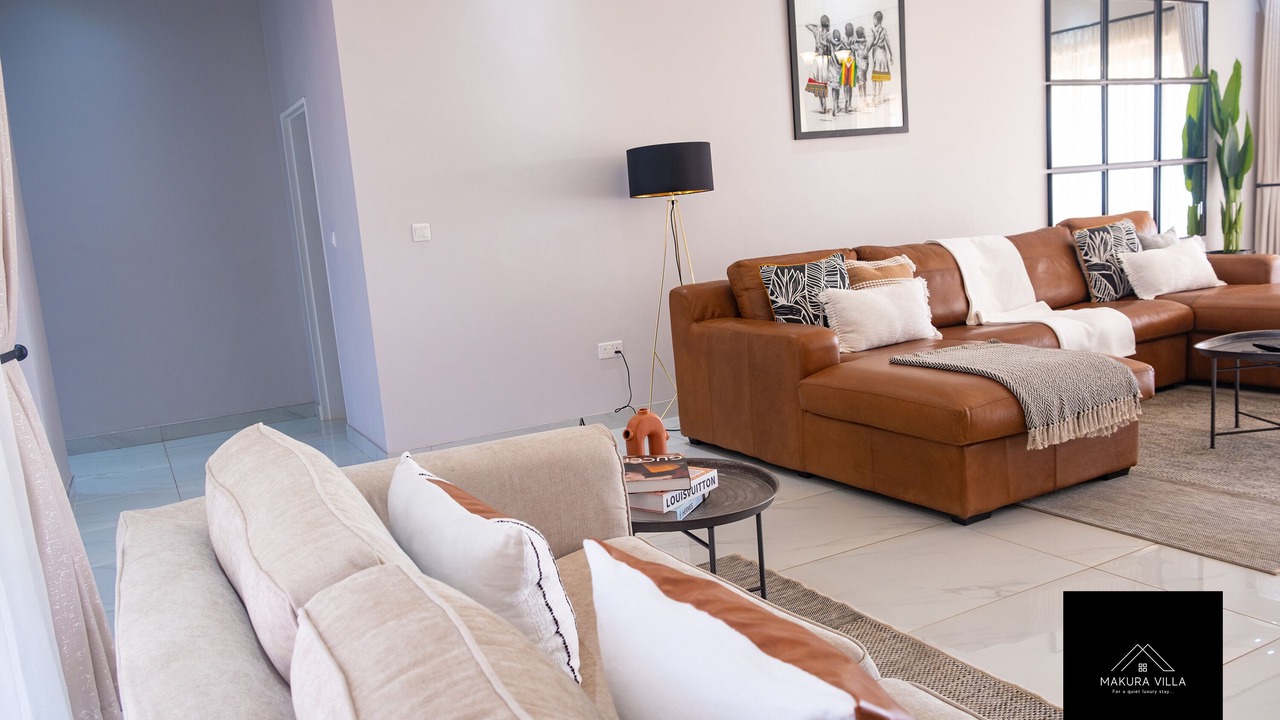 Photo of Livingroom in Glen Lorne