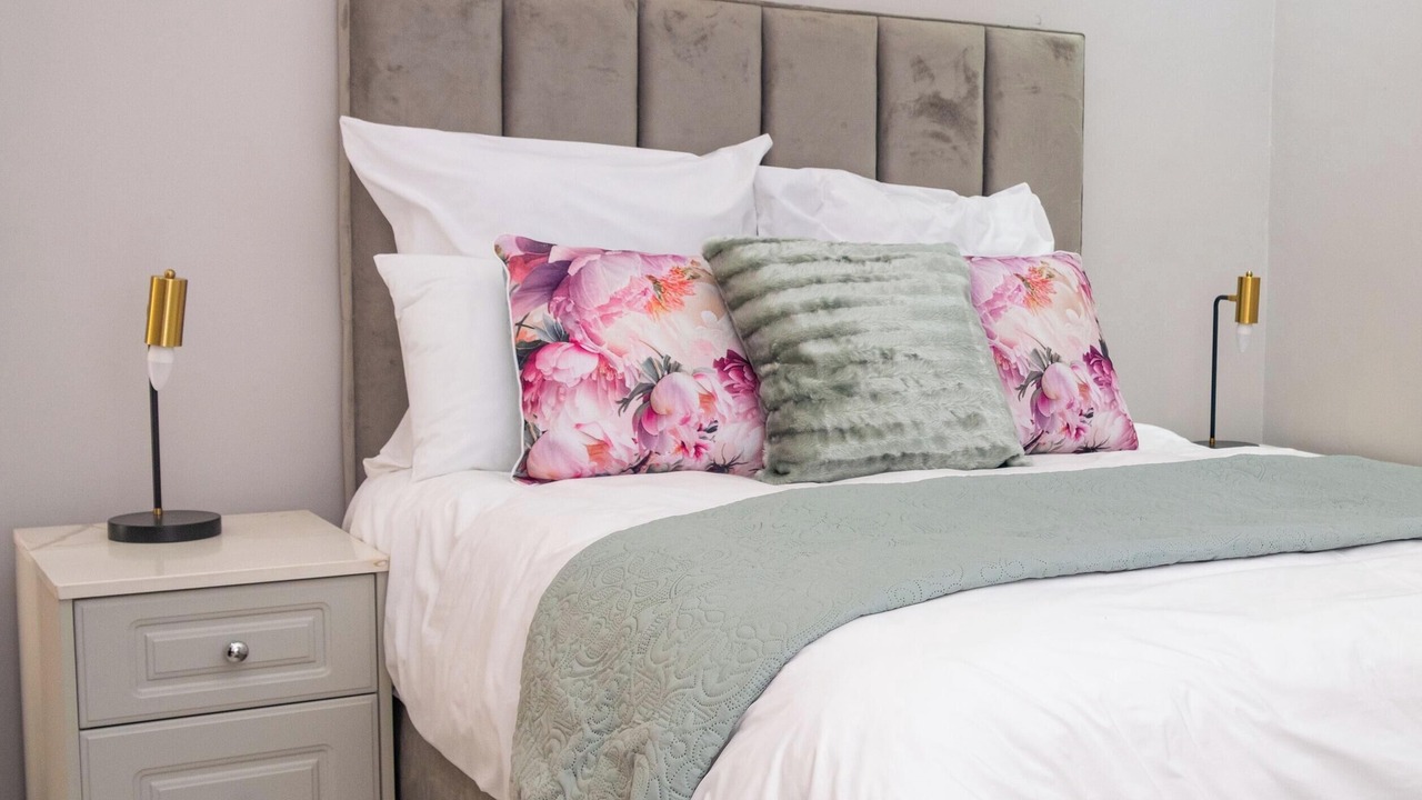 Photo of Bedroom in Glen Lorne
