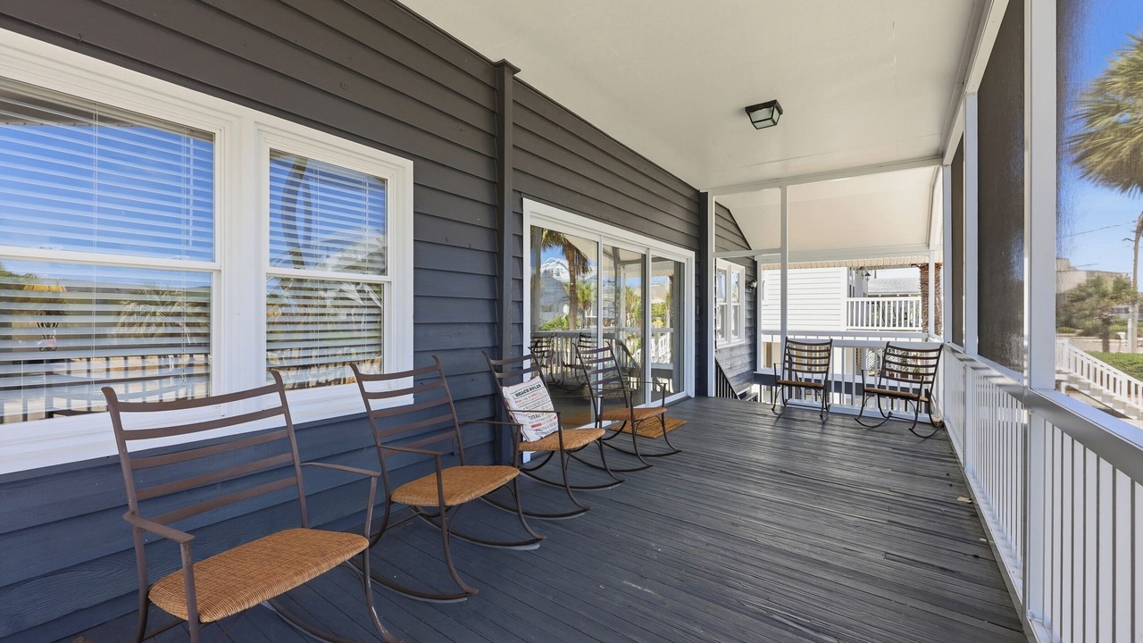 Photo of Patio Balcony in Litchfield by the Sea