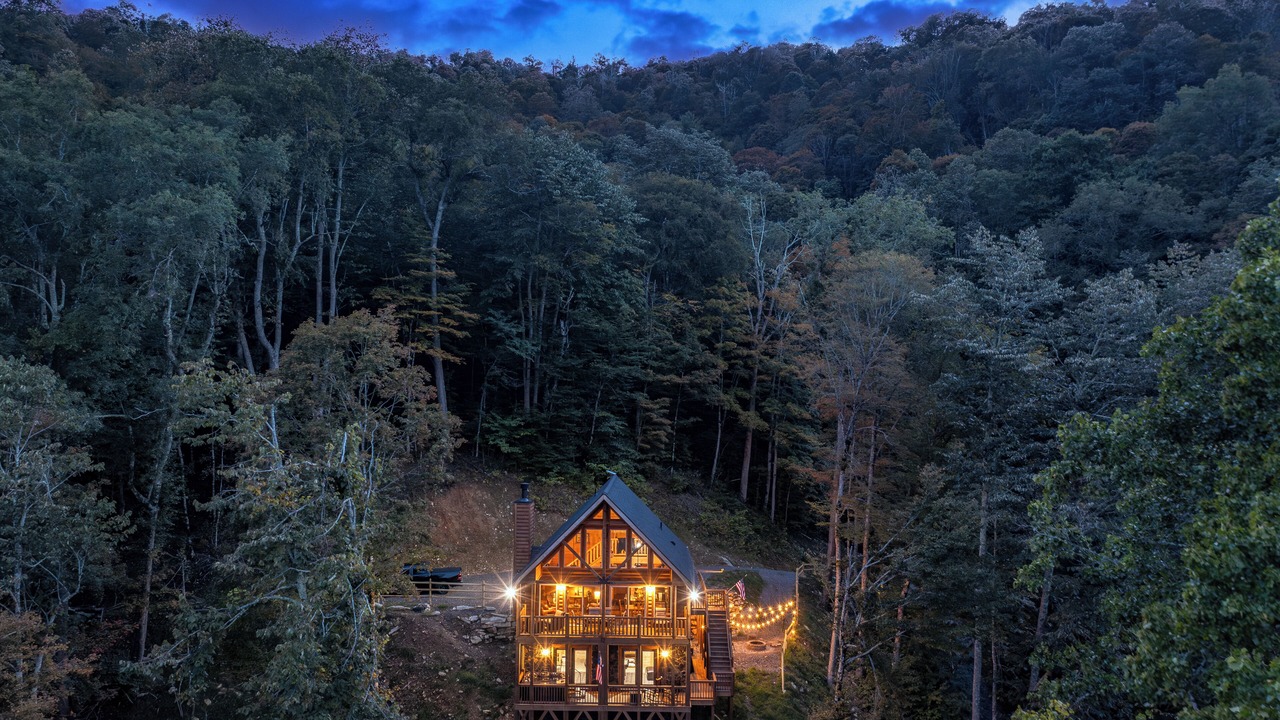 Photo of Outdoor in Mars Hill