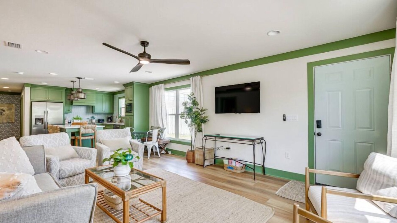 Photo of Livingroom in Kiska Beach