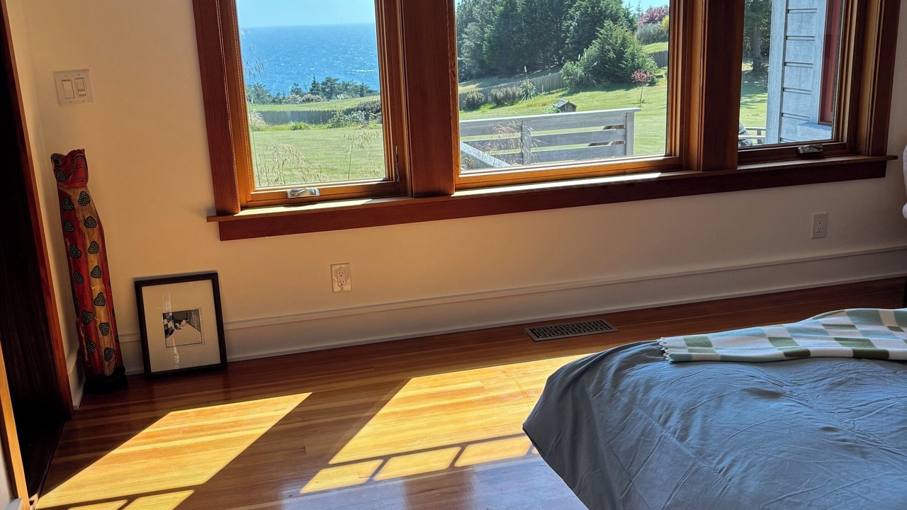 Photo of Bedroom in Little River