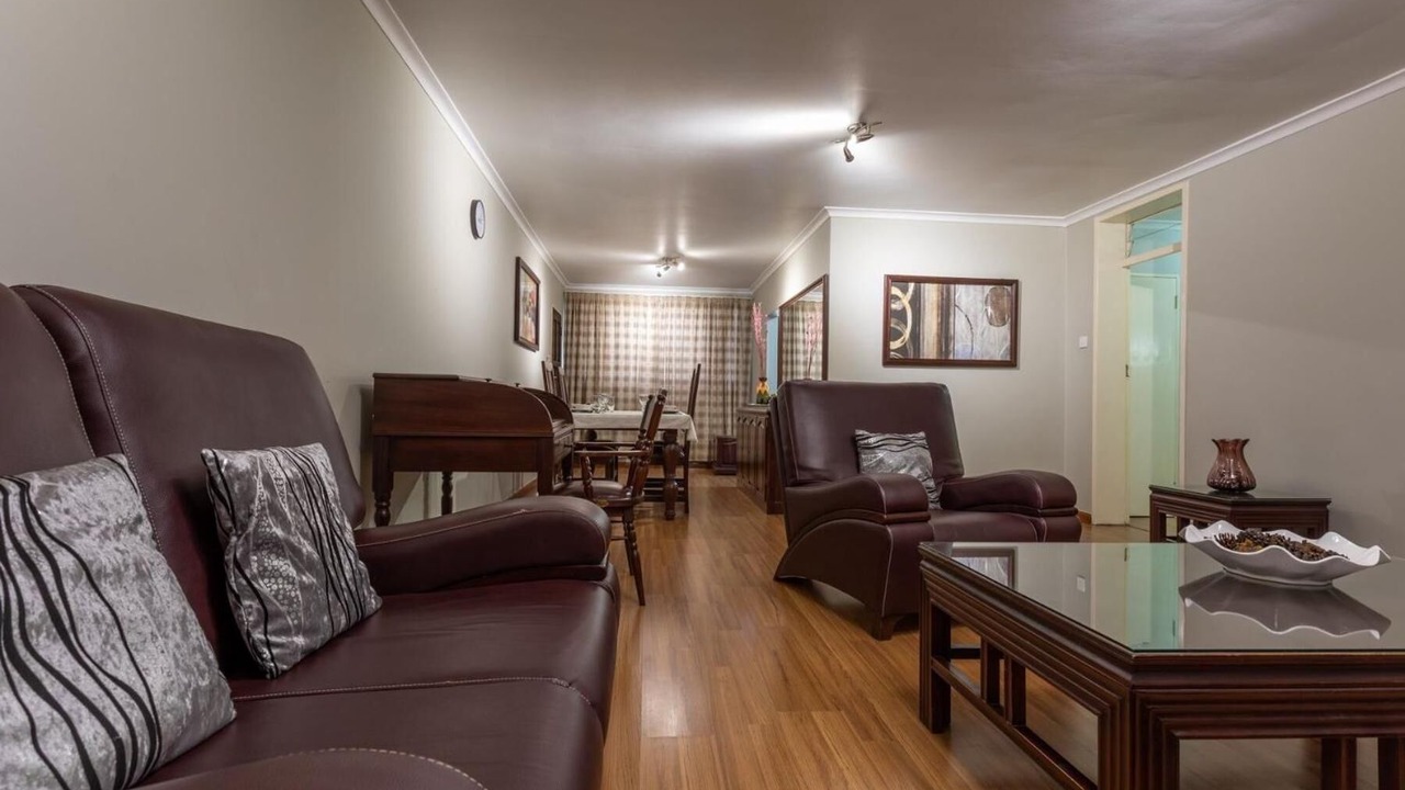 Photo of Livingroom in Cathedral Hill