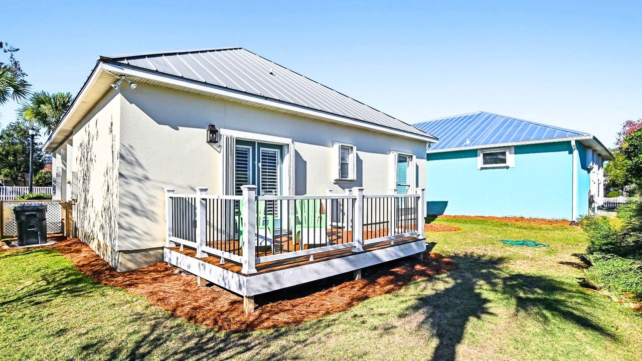 Photo of Outdoor in Avalon Beach Estates