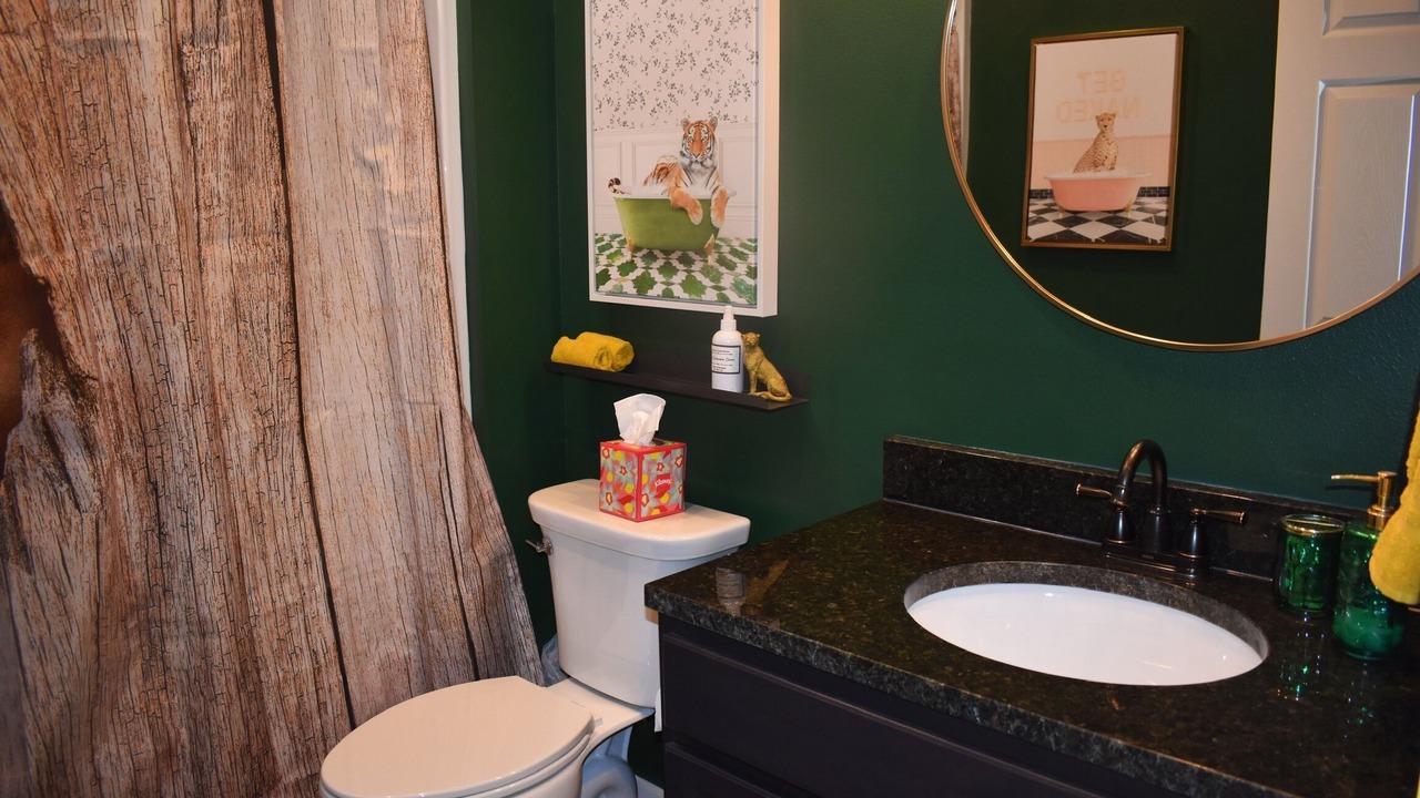 Photo of Bathroom in McKenzie Bridge