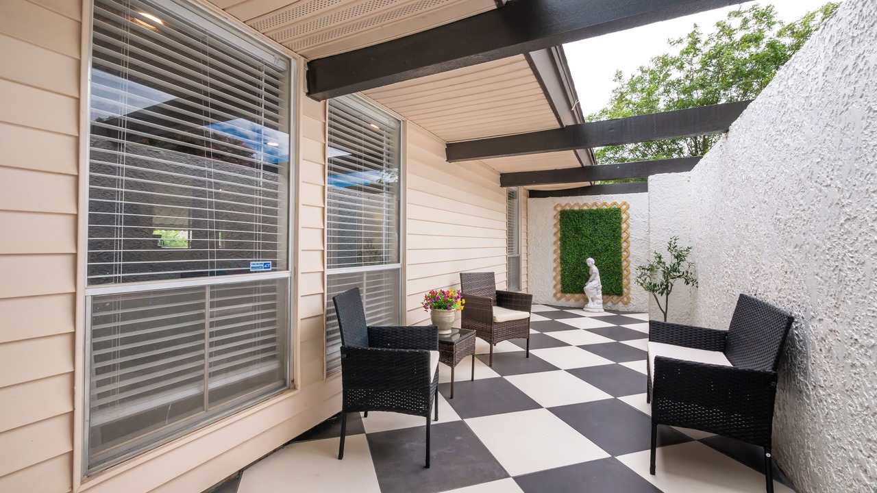 Photo of Patio Balcony in Live Oak