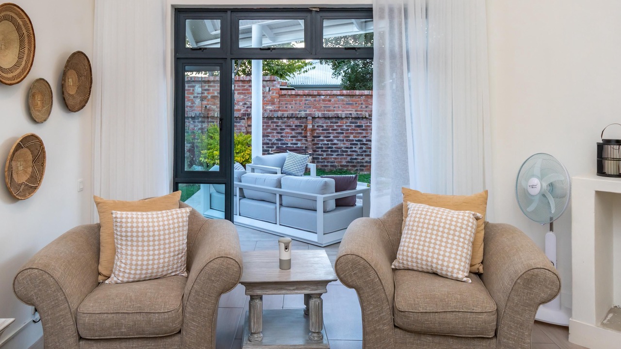 Photo of Livingroom in Harare