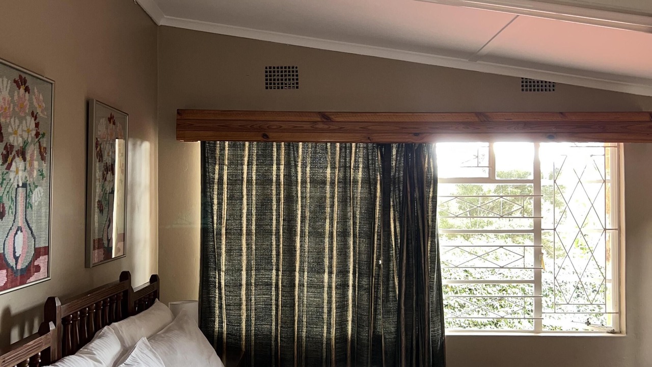 Photo of Bedroom in Juliasdale