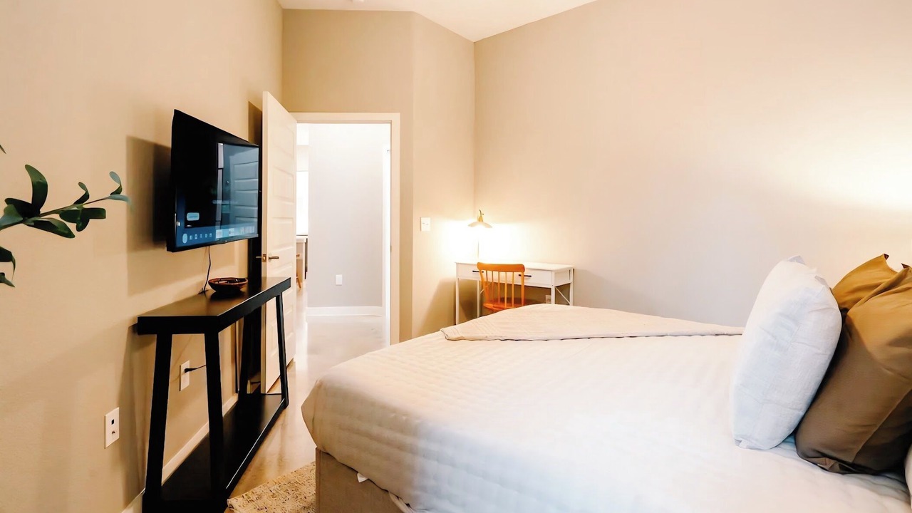 Photo of Bedroom in Tobin Hill