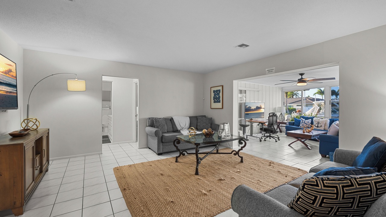 Photo of Bedroom in Longboat Key