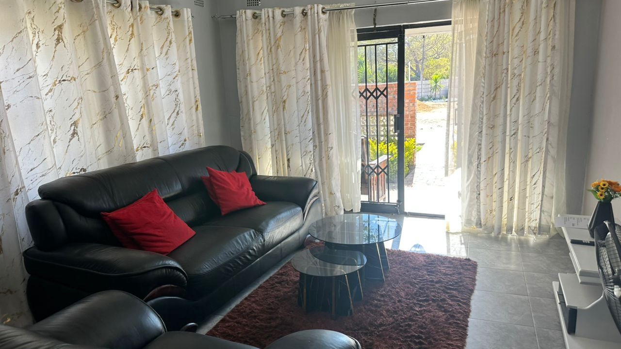 Photo of Livingroom in Harare