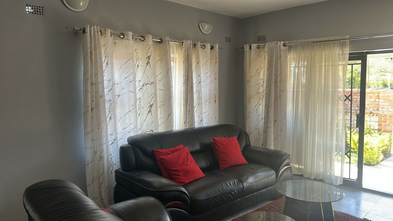 Photo of Livingroom in Harare