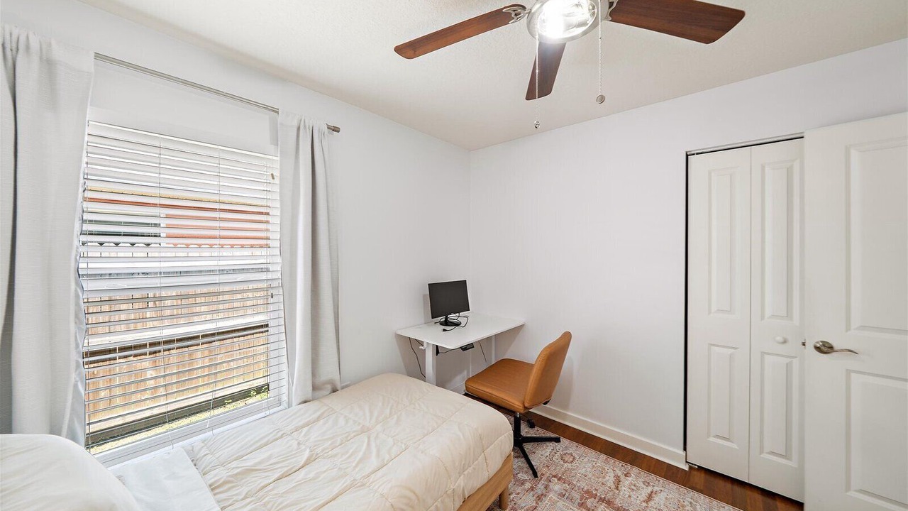 Photo of Bedroom in Newtown