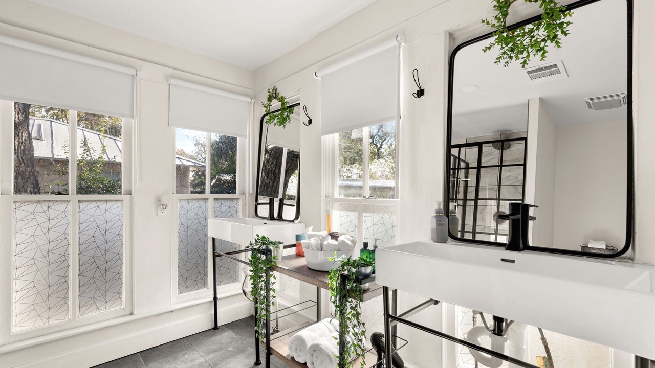 Photo of Bathroom in Near East Side