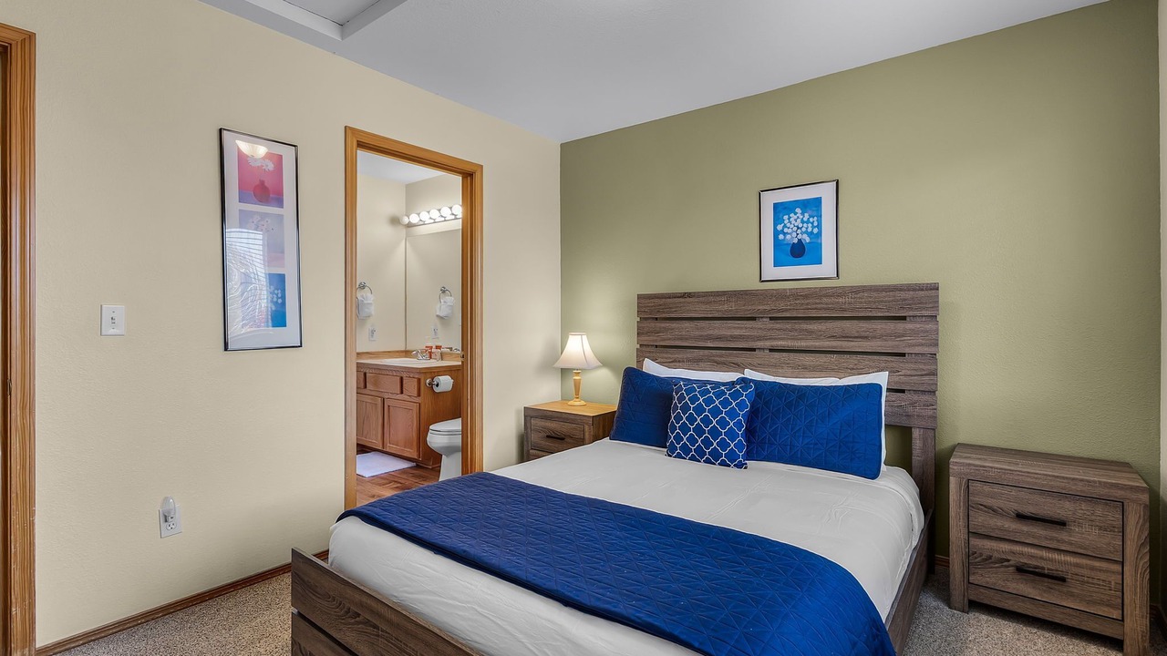 Photo of Bedroom in Redmond