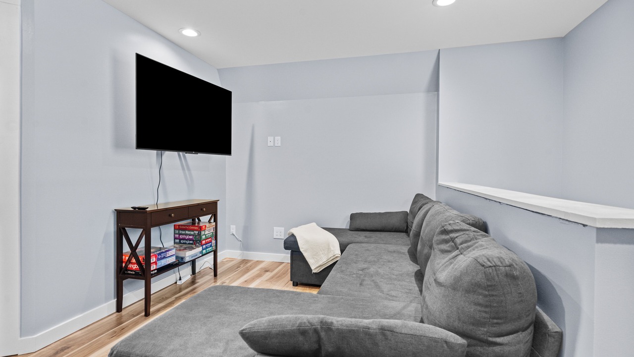 Photo of Livingroom in Warrensburg