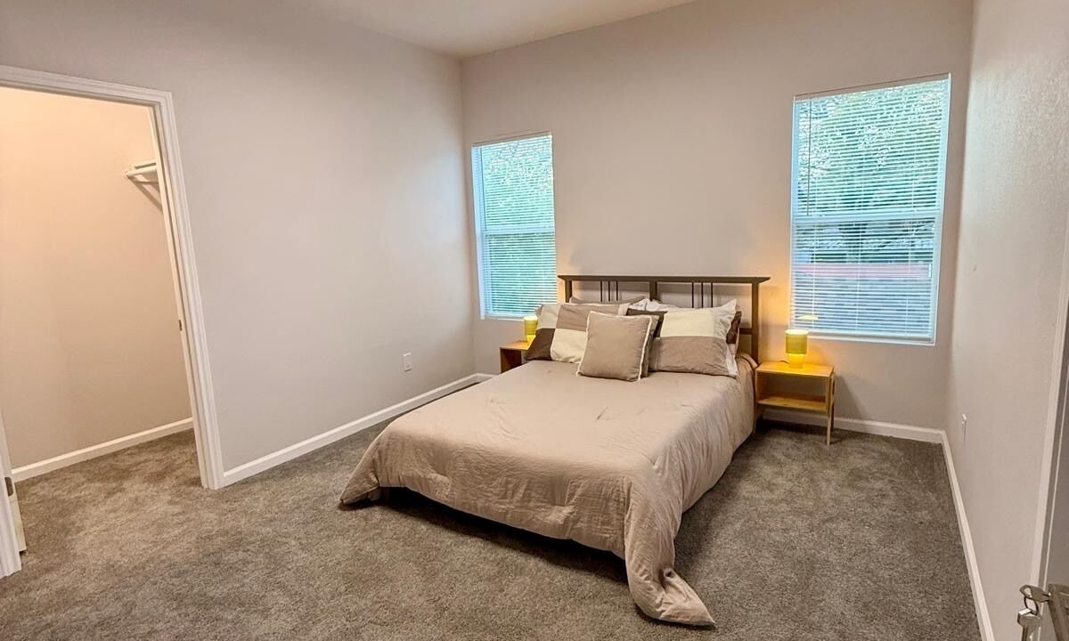 Photo of Bedroom in Five Points