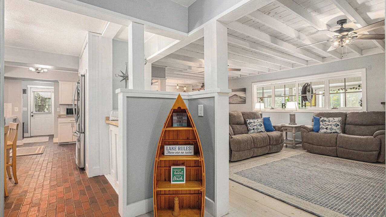 Photo of Livingroom in South Haven