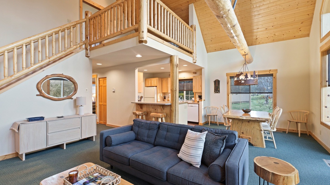 Photo of Livingroom in Redmond