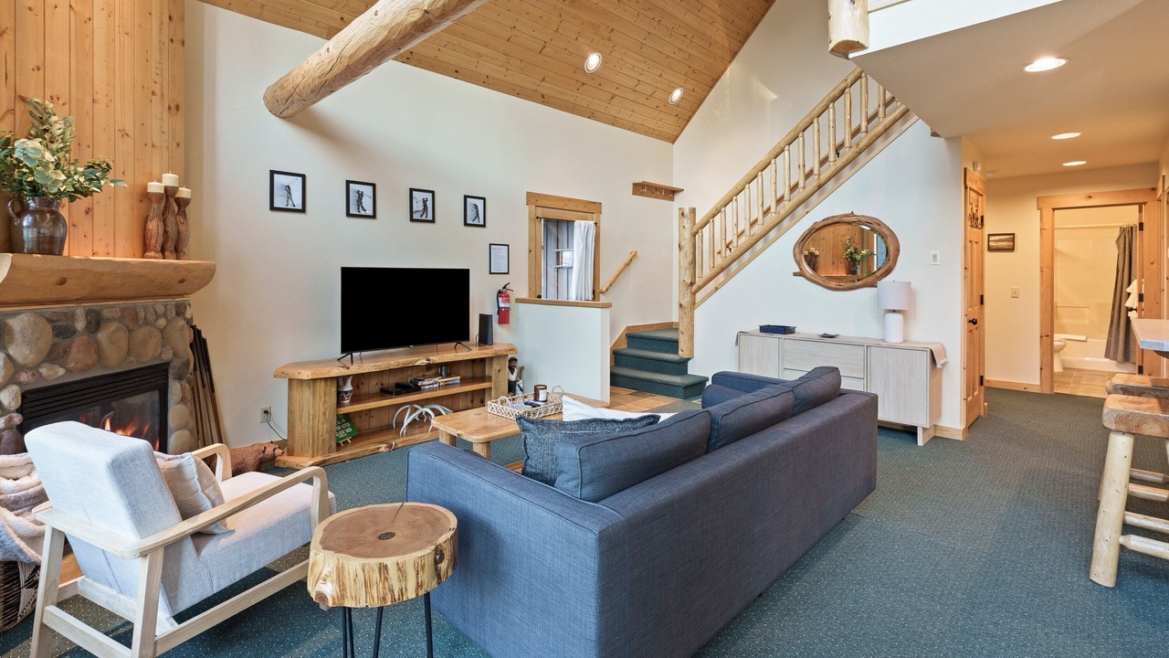 Photo of Livingroom in Redmond