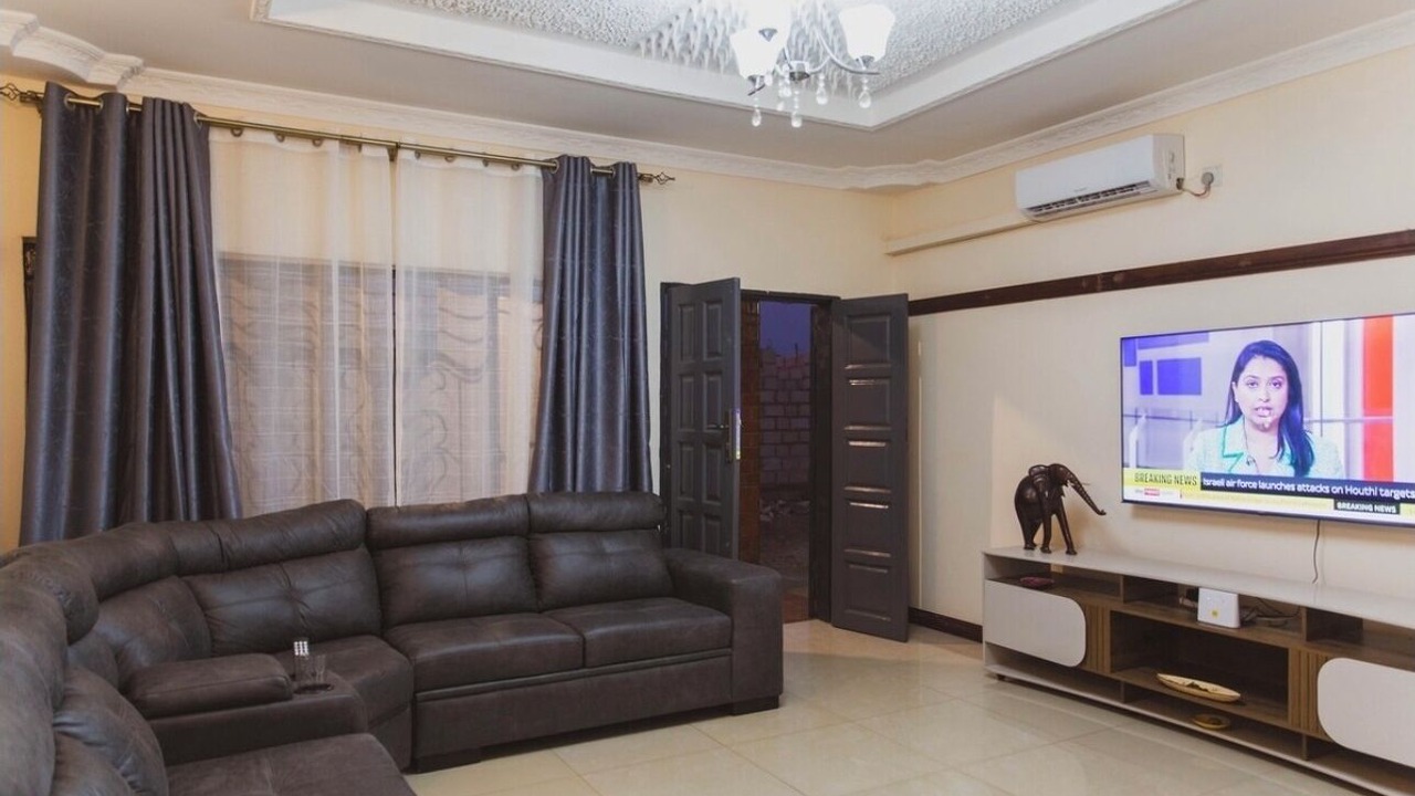 Photo of Livingroom in Livingstone
