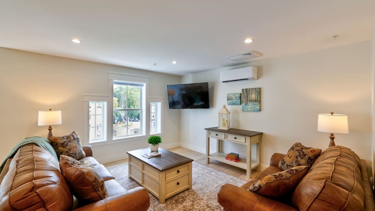 Photo of Livingroom in Stowe