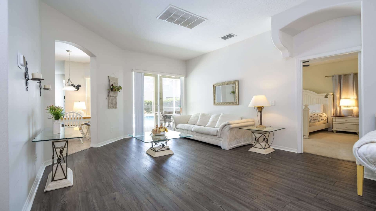 Photo of Livingroom in Tuscan Hills