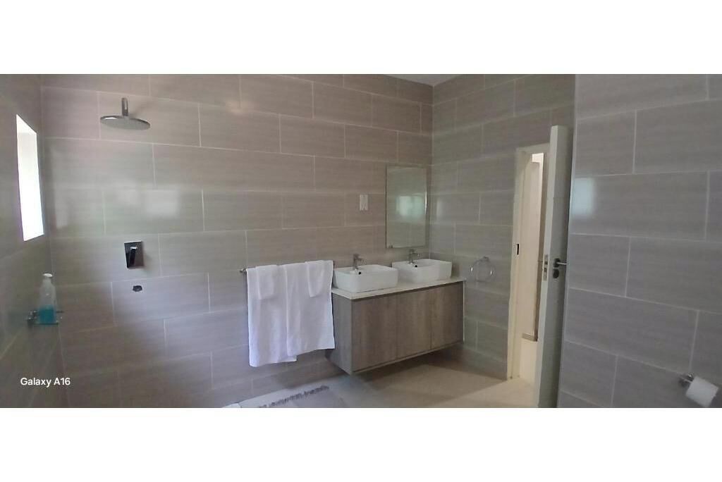 Photo of Bathroom in Victoria Falls