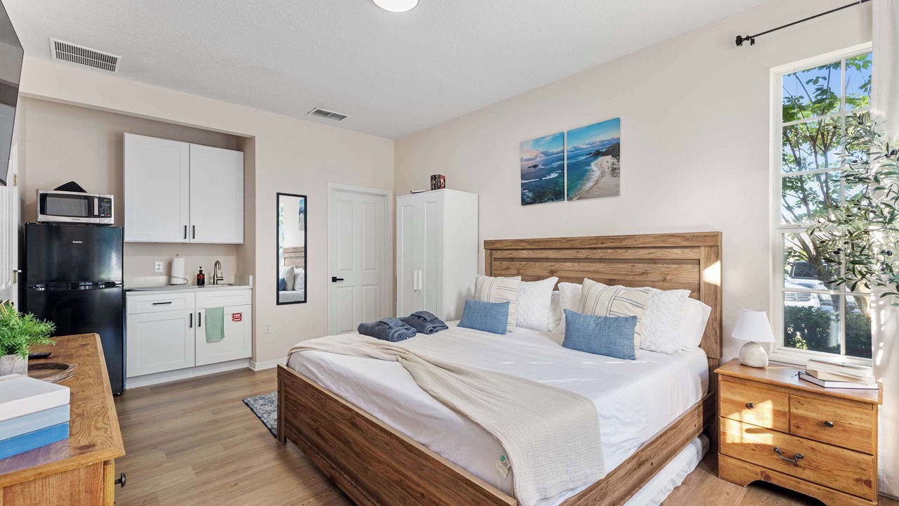 Photo of Bedroom in Windwood Bay