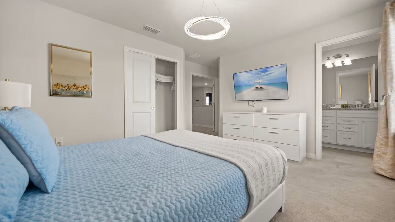 Photo of Bedroom in Davenport
