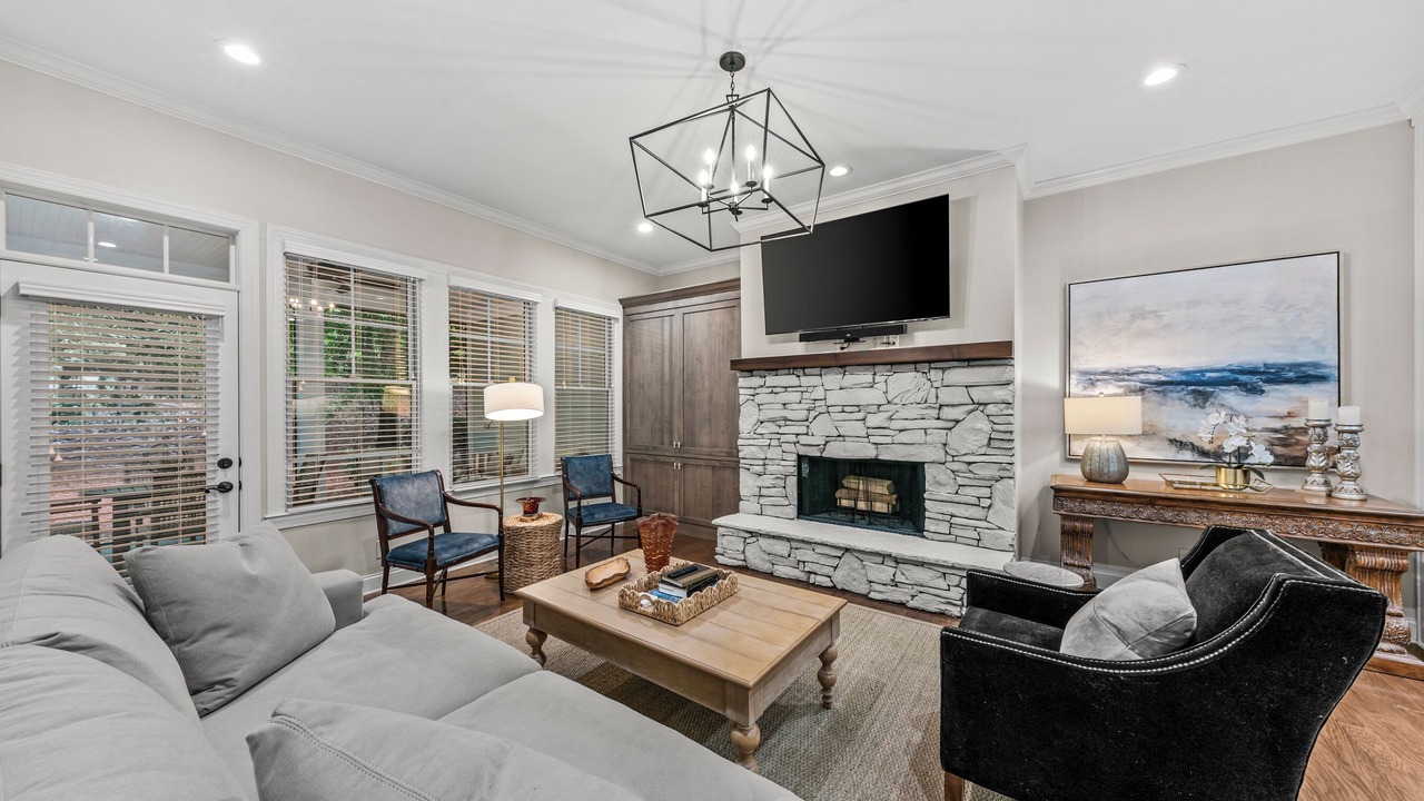 Photo of Livingroom in Reynolds Landing