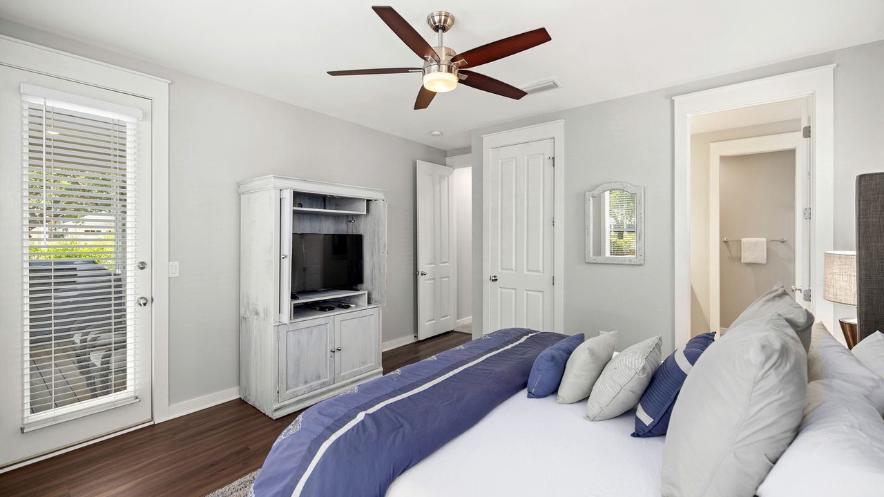 Photo of Bedroom in Laurel Grove