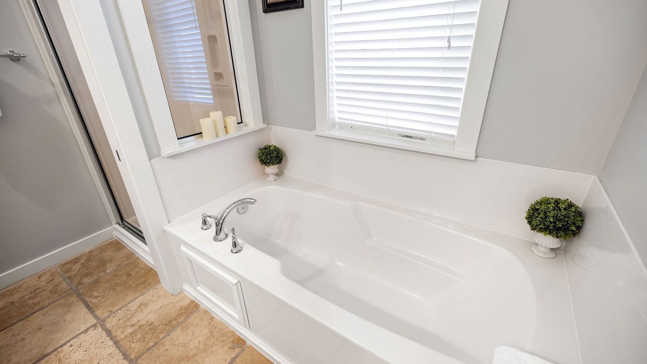 Photo of Bathroom in Laurel Grove