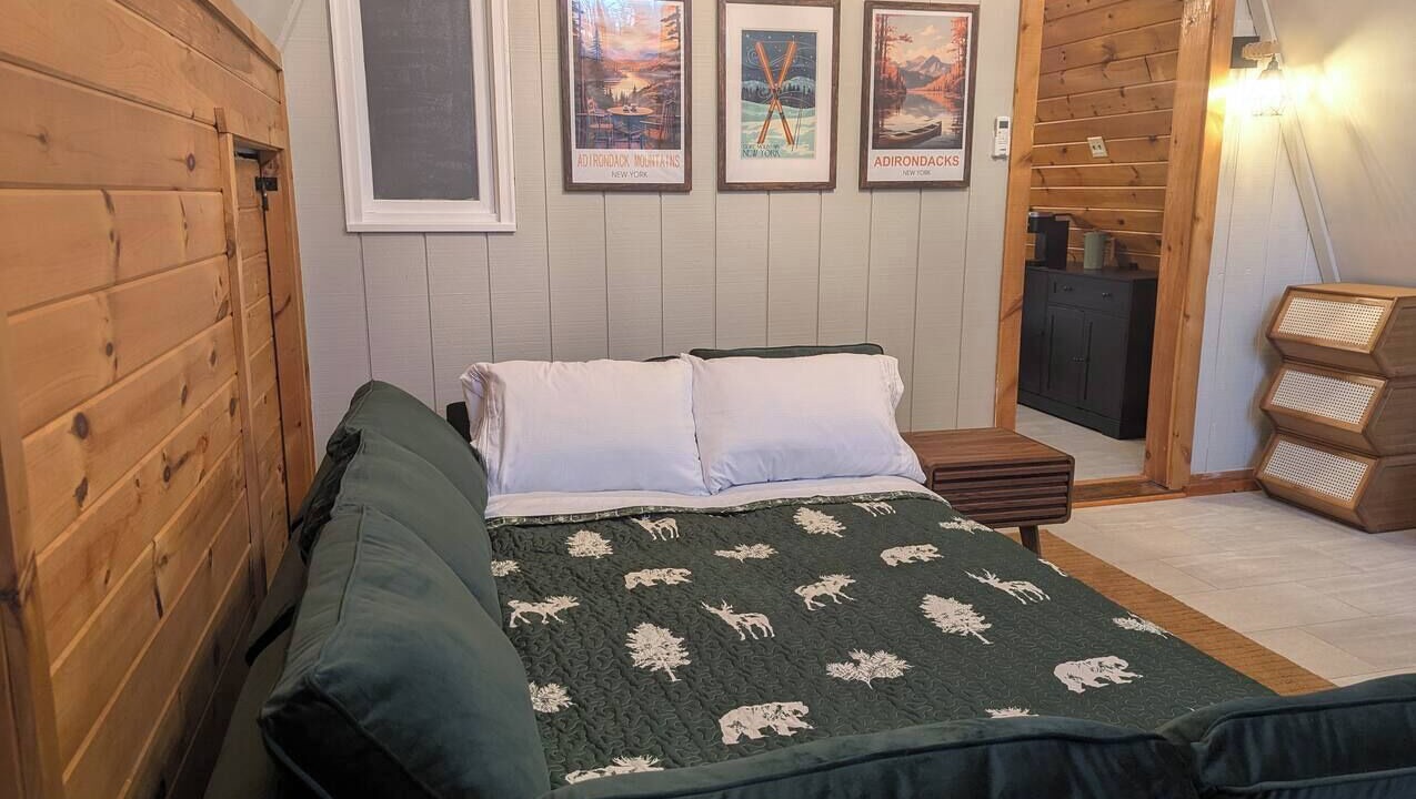 Photo of Bedroom in North Creek
