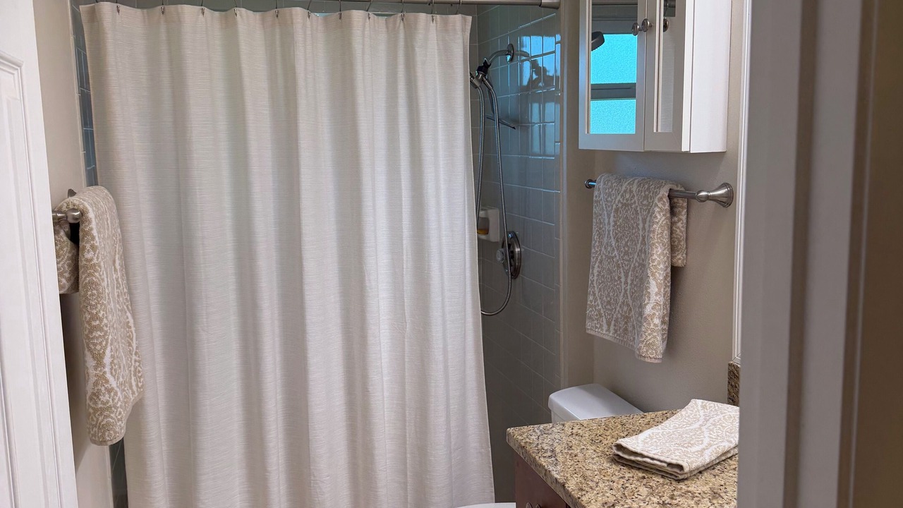 Photo of Bathroom in Bayou Oaks