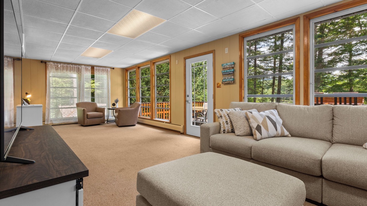 Photo of Bedroom in Pine Grove
