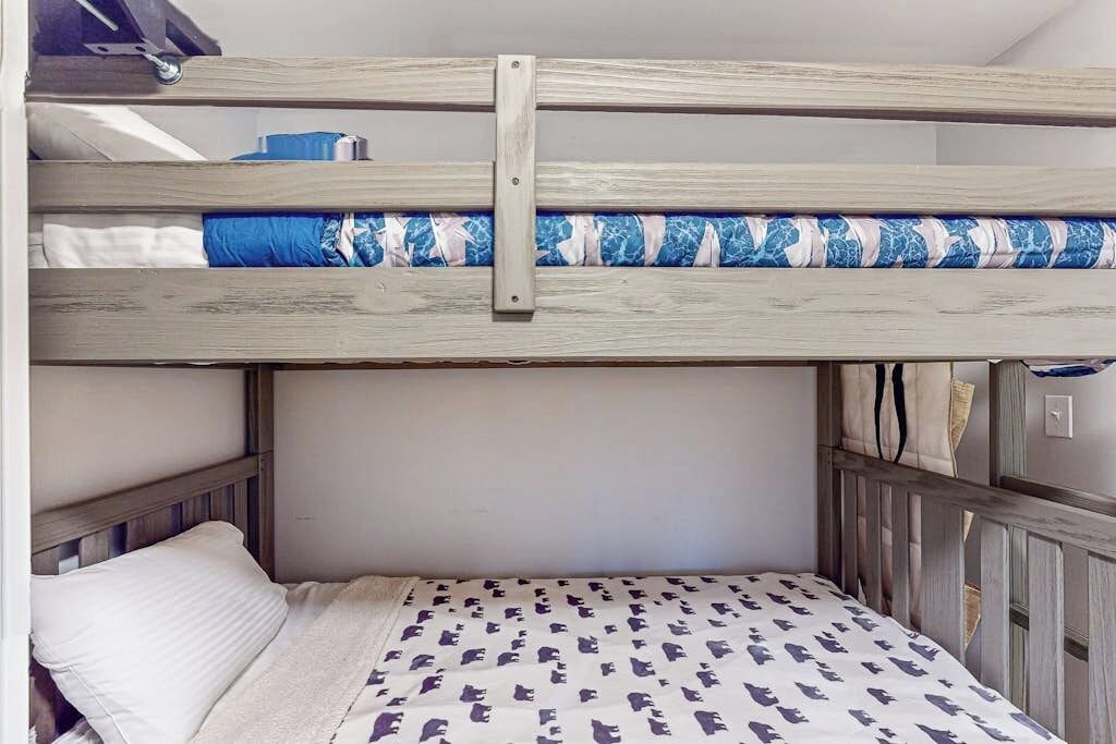Photo of Bedroom in Warren
