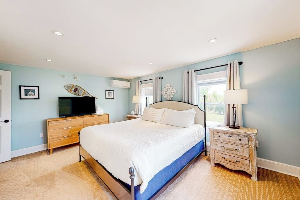 Photo of Bedroom in Waterbury Center