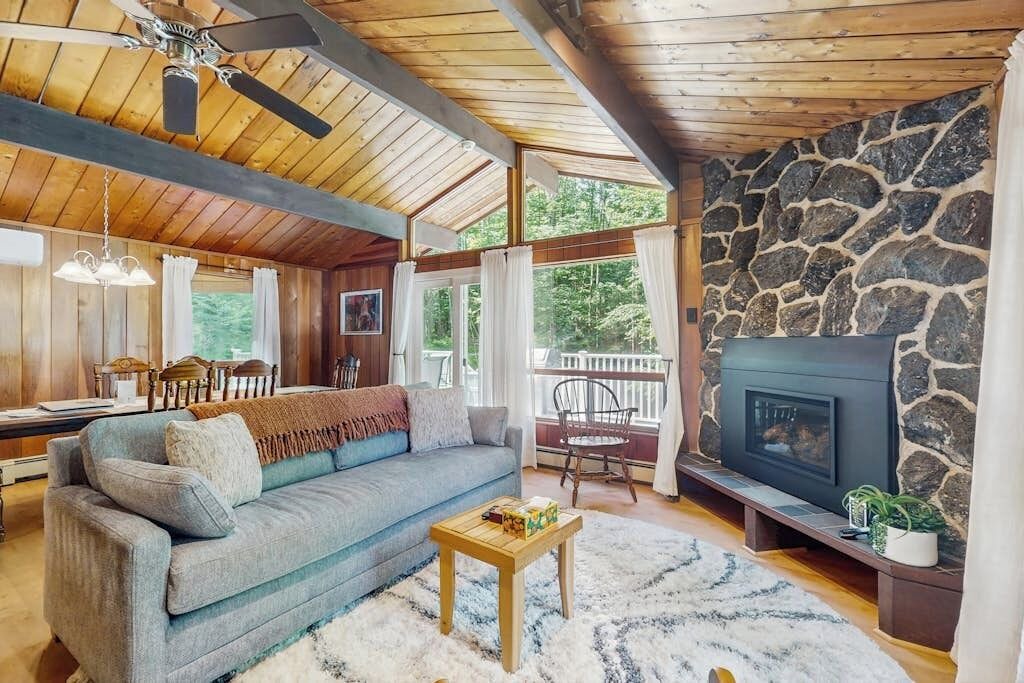 Photo of Livingroom in Waterbury Center