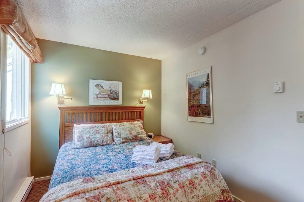 Photo of Bedroom in Warren