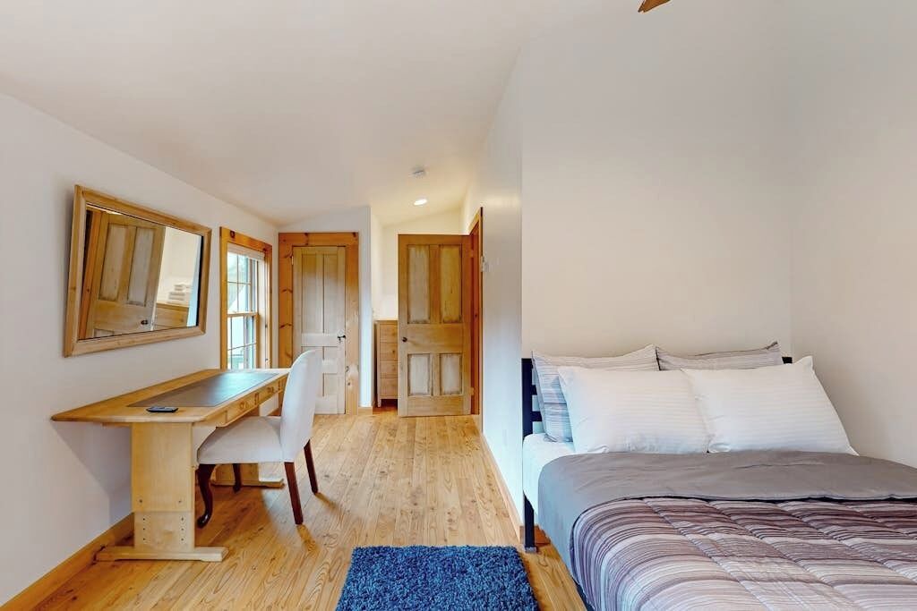 Photo of Bedroom in Moretown