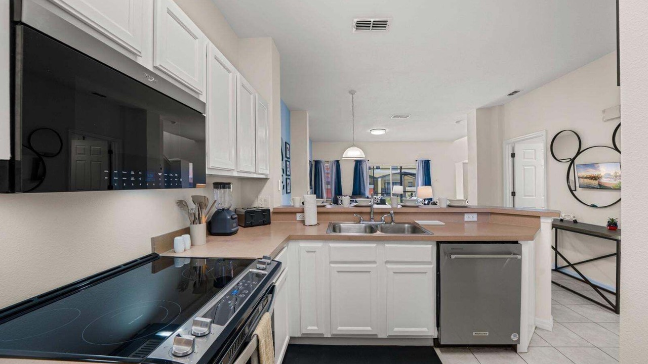 Photo of Kitchen in Sunset Lakes